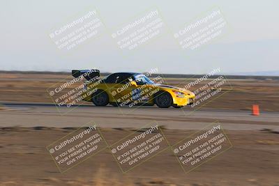 media/Nov-13-2022-GTA Finals Buttonwillow (Sun) [[d9378ae8d1]]/Group 1/Sunset (355pm)/